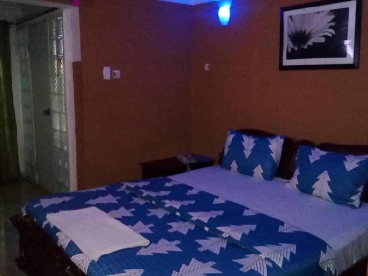 Theodawn Hotels @ Suite 29 Ikeja Exterior foto