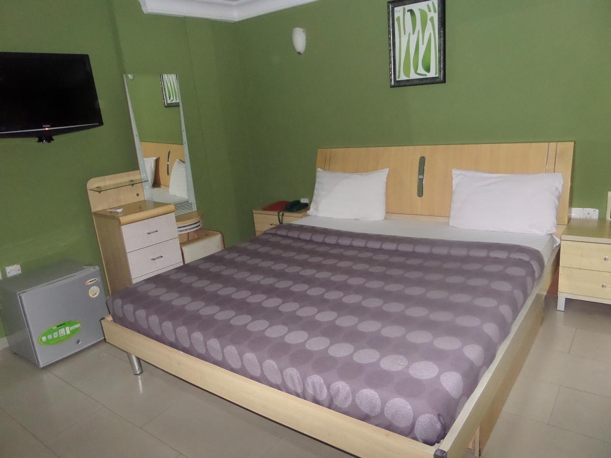 Theodawn Hotels @ Suite 29 Ikeja Exterior foto